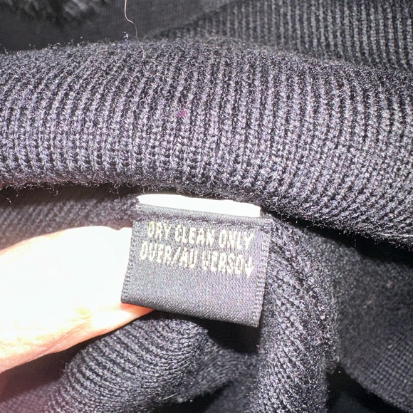 Dana Buchman Black Wool Turtleneck Sweater with Rabbit Fur Trim- size M EUC - Picture 6 of 7